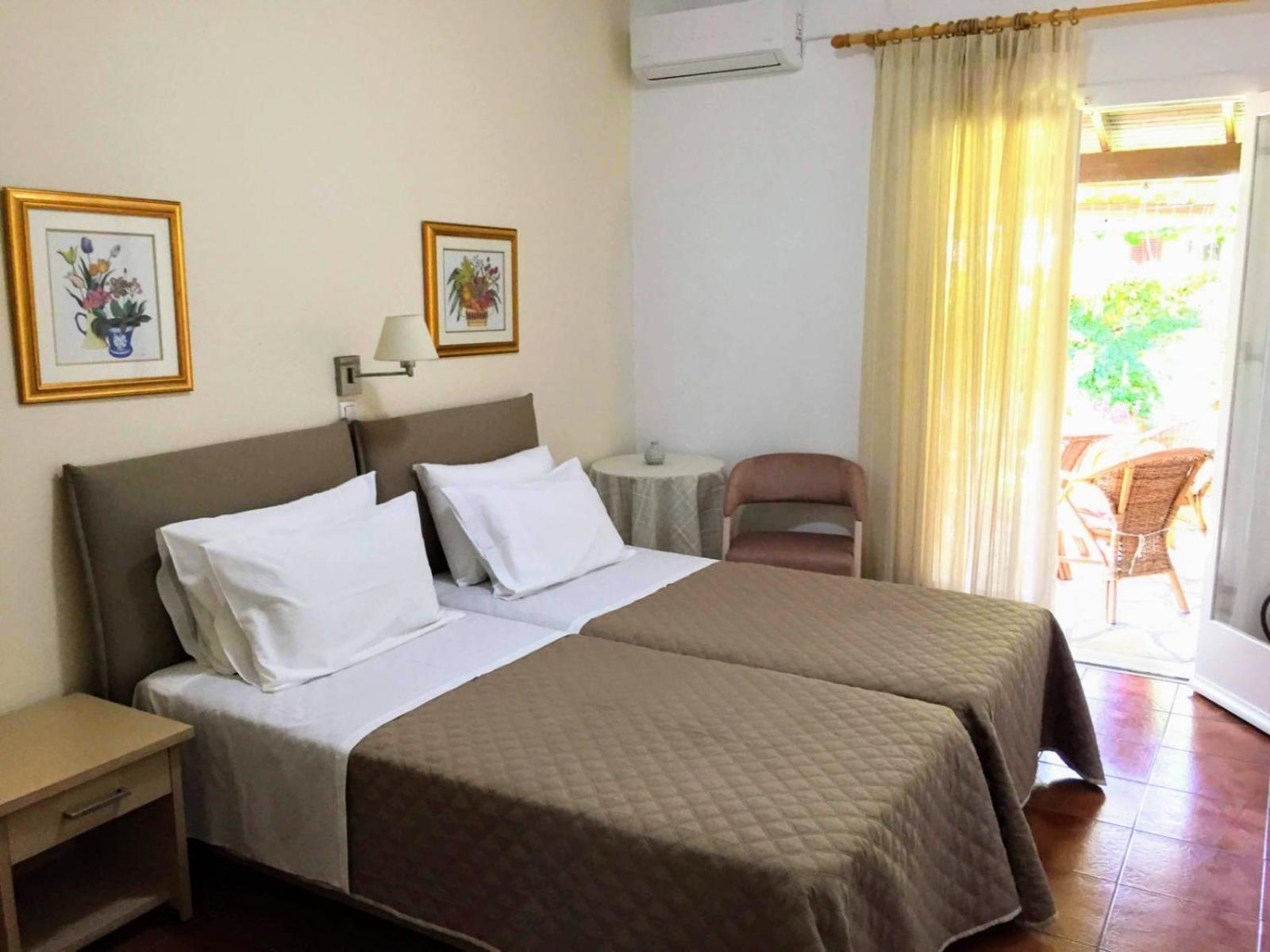 Villa Tina Country Beach Apartments Ахараві Номер фото