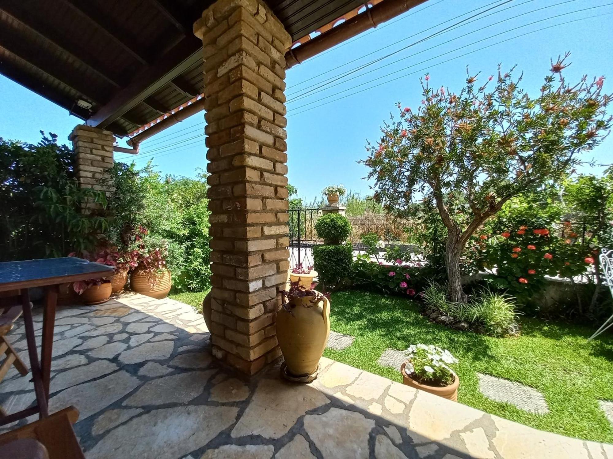 Villa Tina Country Beach Apartments Ахараві Номер фото