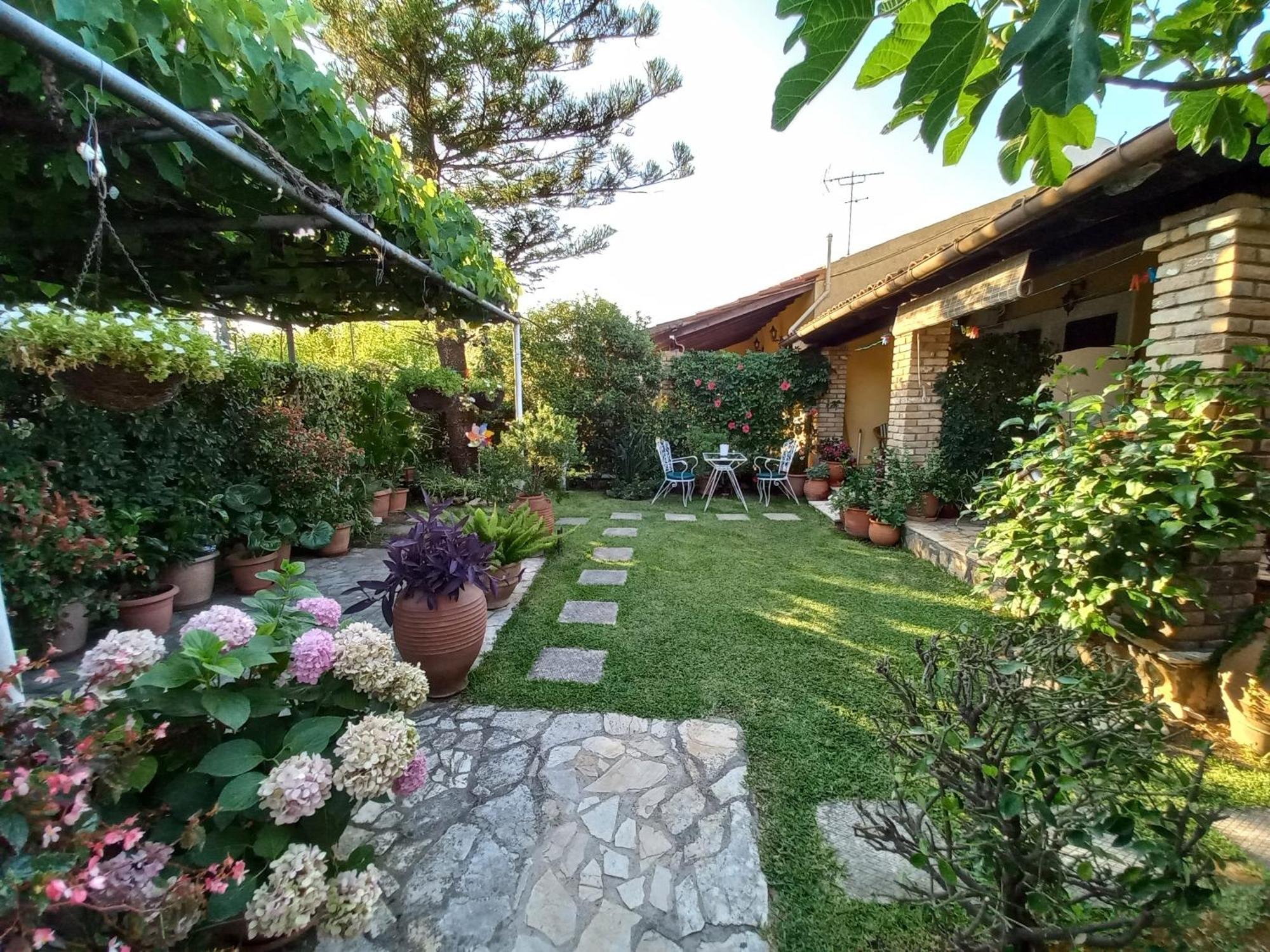 Villa Tina Country Beach Apartments Ахараві Номер фото