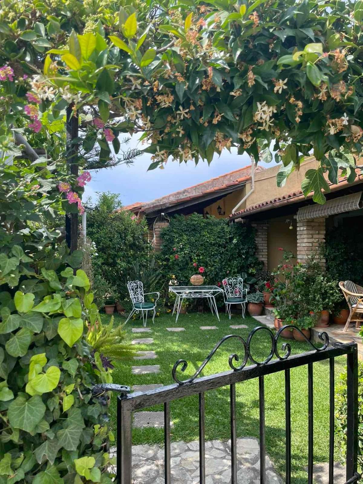 Villa Tina Country Beach Apartments Ахараві Номер фото